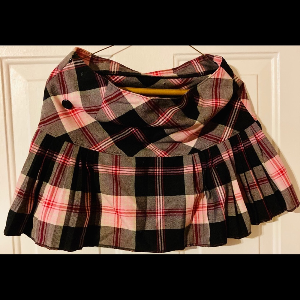 Juniors size 5 pink mini skirt